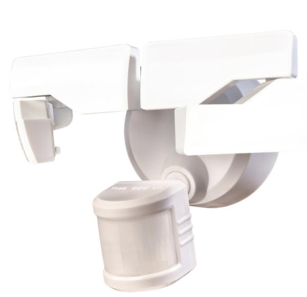 White Flexview Quad Lamp Technology Motion-Sensing Outdoor Hardwired with Intigrated LED Security Light
