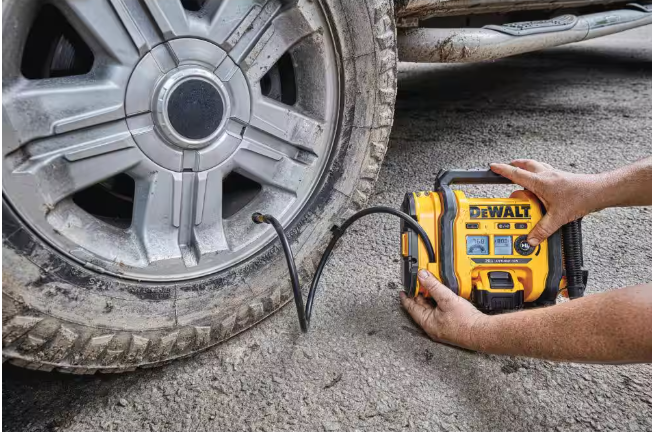 DEWALT 20V MAX Cordless Electric Portable Inflator