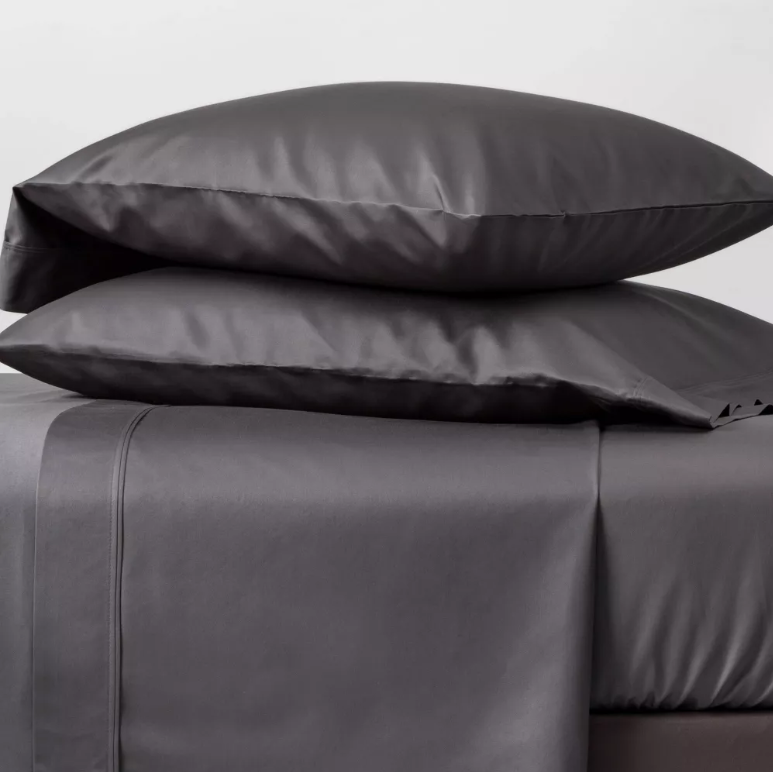 800 Thread Count Solid Sheet Set - Threshold