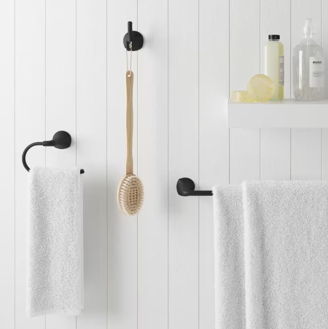 Pfister Ladera 24 in. Towel Bar in Matte Black