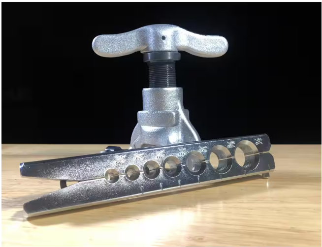 Husky Heavy-Duty Pro for 3/16 in. - 3/4 in. Tubing Flaring Tool