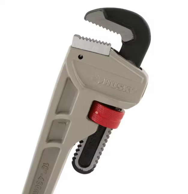 Husky 24 in. Aluminum Pipe Wrench with 2-1/2 in. Jaw Capacity