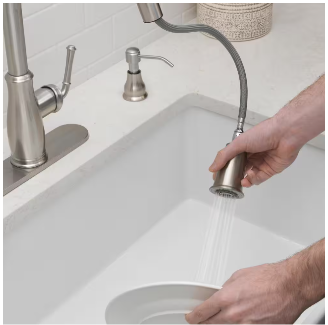 Glacier Bay Kagan Stainless Steel 15 in. H Pull Down Sprayer Kitchen Faucet with 360° Swivel Spout