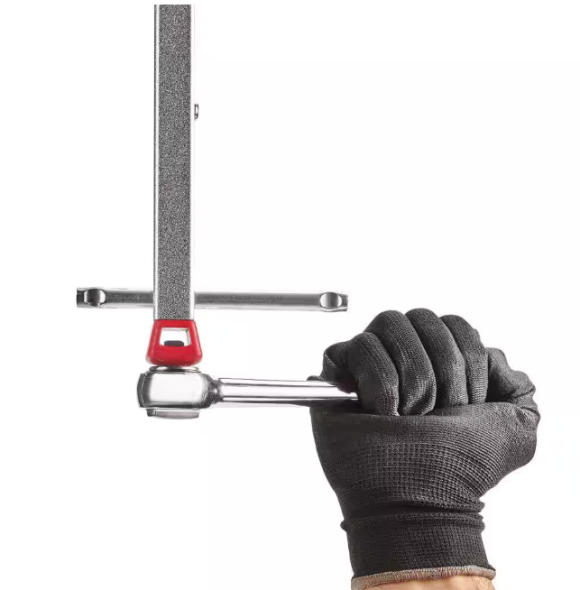 Milwaukee 1.25 in. Basin Wrench