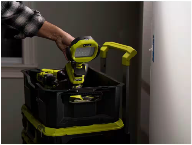 RYOBI ONE+ 18V Cordless LED Clamp Light (Tool Only)