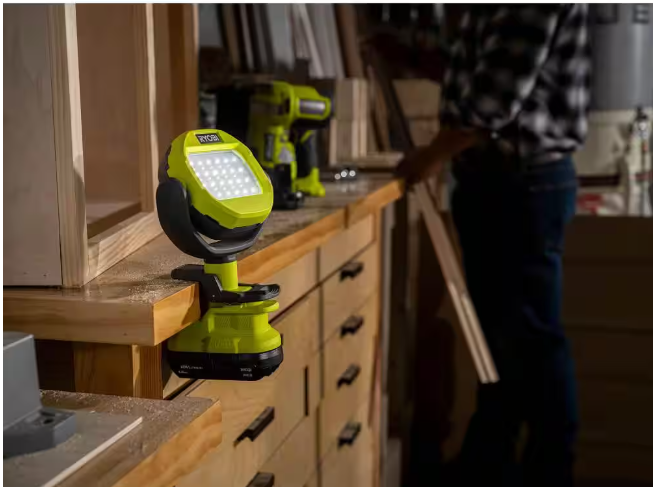 RYOBI ONE+ 18V Cordless LED Clamp Light (Tool Only)