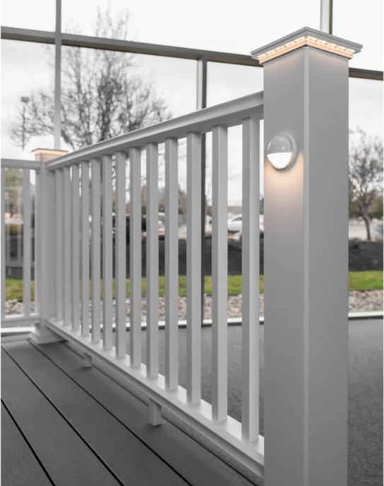 Fiberon 5x5 Pyramid Top Post Cap Downward Light - Tranquil White
