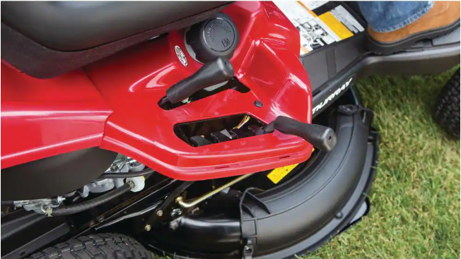 MTD Genuine Factory Parts Original Equipment Mulch Cover for Cub Cadet, Troy-Bilt and Craftsman 30 in. Rear Engine Lawn Mowers (2013 and After)