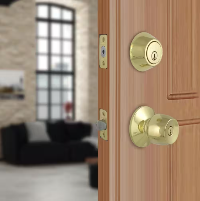 Defiant Brandywine Polished Brass Single Cylinder Keyed Entry Project Pack