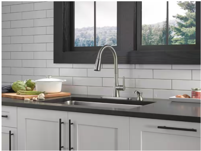 Delta Greydon Single-Handle Pull-Down Sprayer Kitchen Faucet with ShieldSpray and Soap Dispenser in SpotShield Stainless Steel
