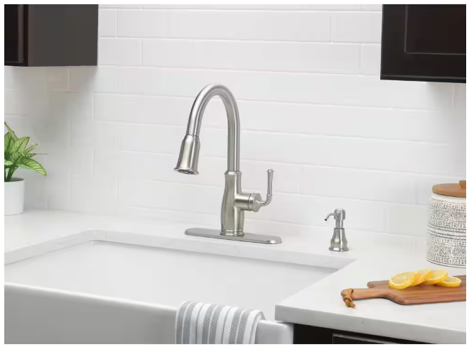Glacier Bay Kagan Stainless Steel 15 in. H Pull Down Sprayer Kitchen Faucet with 360° Swivel Spout