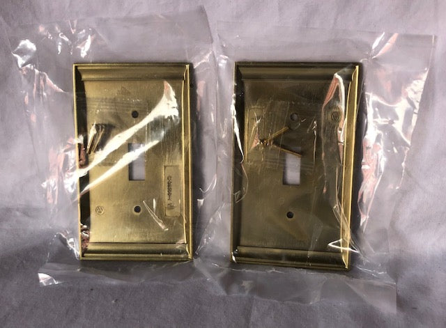 (2-Pack) Amerock Gold 1-Gang Toggle Wall Plate (2-Pack)