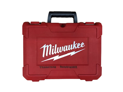 Milwaukee 100 ft. REDLITHIUM Lithium-Ion USB Green Rechargeable Cross Line Laser Level with Charger
