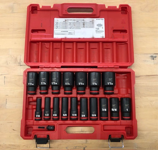 Milwaukee SHOCKWAVE 1/2 in. Drive SAE Deep Well 6 Point Impact Socket Set (18-Piece)