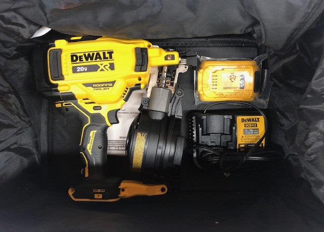 DEWALT 20V MAX Lithium-Ion 15-Degree Electric Cordless Roofing Nailer Kit with 2.0Ah Battery Charger and Bag